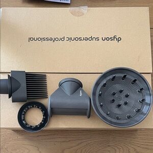 Dyson Hair Dryer Attachment Set in Black